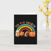 フットボールとパンプキンスパイスと秋の季節到来 カード (黄色い花)