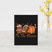 フットボールとパンプキンスパイスと秋の季節到来 カード (黄色い花)