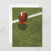 フットボールのトップティー上のフットボール場、高さ ポストカード (正面/裏面)