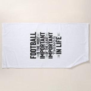 フットボールの引用符ビンテージタイポグラフィーTシャツデザイン_1 ビーチタオル