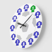 フットボールの時計-青シャツ付き ラージ壁時計 (傾斜)