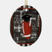 フットボールの身に着けている卒業の帽子、フットボールの単語 セラミックオーナメント (右)