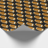 フットボールの黒およびブラウンのスポーツの包装紙 ラッピングペーパー (角)