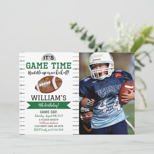 フットボールゲーム誕生日フォト招待状ホワイト 招待状 (スタンド正面)