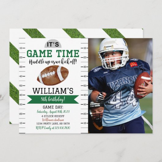 フットボールゲーム誕生日フォト招待状ホワイト 招待状 (正面/裏面)