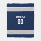 フットボール海軍、シルバー&ホワイトパーソナライズされた フリースブランケット (正面)