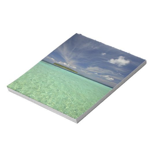 フナドヴィリギリ島からの船渡島の眺め2 ノートパッド (回転)