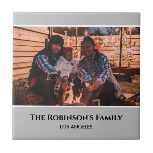 フパーソナライズされたォトをグレーフレームで文字 タイル (正面)