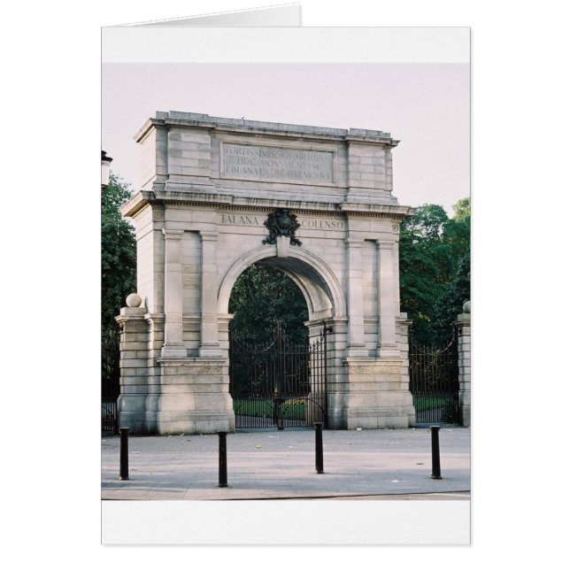 フュージリアアーチウェイスティーブンズグリーンダブリン (正面)