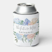 フューチャー ミセス ダスティーブルー＆ピンク フラワーリング 缶クーラー (缶裏面)