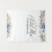 フューチャー ミセス フローラル ブライダル シャワー バックドロップ タペストリー (正面(横))