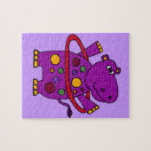 フラのたがを遊んでいるおもしろいな紫色のカバ ジグソーパズル (横)