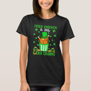 フライおもしろいドチキン私の幸運なチャームSt Patrick Tシャツ