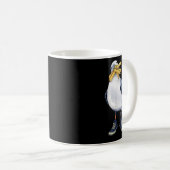 フライとスニーカーおもしろいTシャツ付きカモメ.png コーヒーマグカップ (正面右)