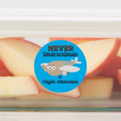 フライトの付き添い人ラベルを過小評価しない ラベル (貼付)