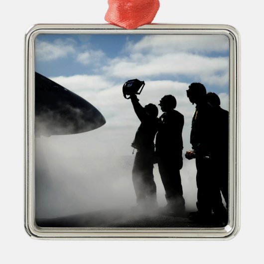 フライトデッキの乗員 メタルオーナメント (正面)