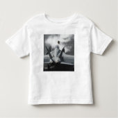 フライトデッキディレクターがF/A-18F信号を発する トドラーTシャツ (正面)