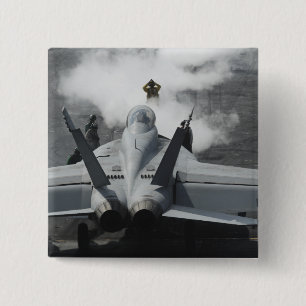 フライトデッキディレクターはF/A-18Fに信号を送ります 缶バッジ