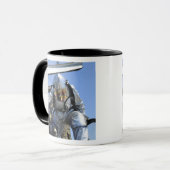 フライトデッキ上で救助訓練を行う マグカップ (正面左)