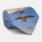 フライトブラックのアウトライン芸術のカモメ ネクタイ (ロール)