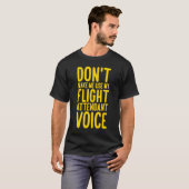 フライト付き添い人でフライトを無効にする Tシャツ (正面フル)