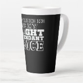 フライト付き添い人のボイスプンジョーク カフェラテマグ (右アングル)