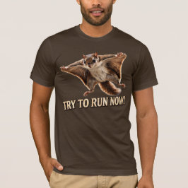 フライングリスが逃げようとする面白いミーム Tシャツ
