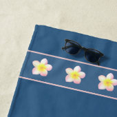 フラエレガントンギパニプルメリア花賞ブルー ビーチタオル (インサイチュ)