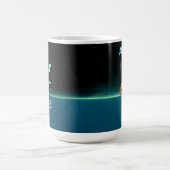 フラクタルイヌイットハンター – アラスカ コーヒーマグカップ (中央)