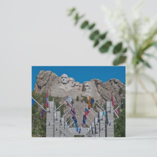 フラグのアベニュー・ マウントラッシュモア・ナショナルメモリアル ポストカード (スタンド正面)