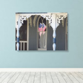 フラグの反射 – Martha's Vineヤード キャンバスプリント (インサイチュ (ウッドフロア))