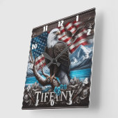 'フラグの背景を持つ分岐のイーグル' スクエア壁時計 (傾斜)