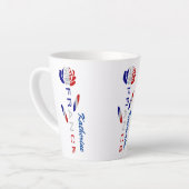 フラグフランスのバラ小パーソナライズされたさい カフェラテマグ (左アングル)