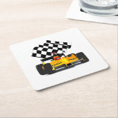 フラグ付きイエローレース市松模様にカー スクエアペーパーコースター (アングル)