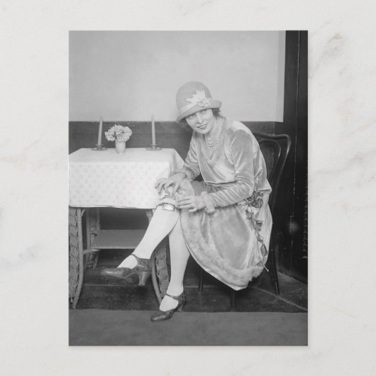 フラスコ隠しガーター, 1926 ポストカード (正面)