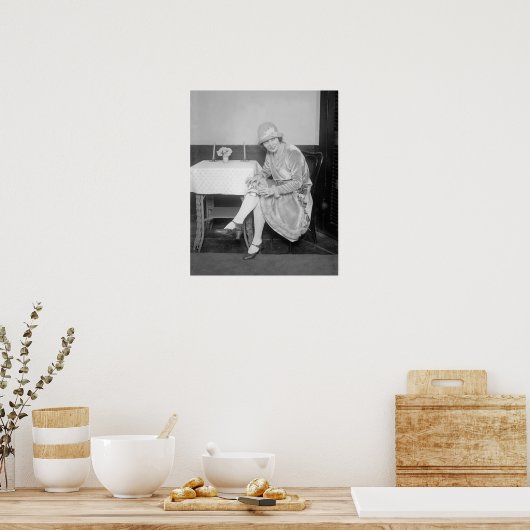 フラスコ隠しガーター, 1926.ヴィンテージ写真 ポスター (キッチン)