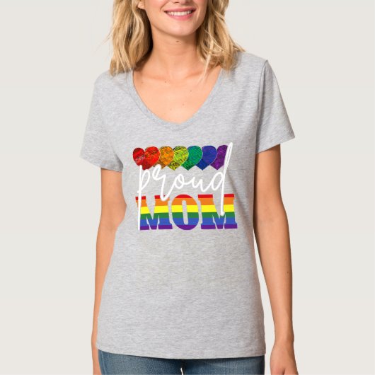 フラッグゲイプライドLGBTママ誇りを持ったマザーズ・デイ・ギフト Tシャツ (正面)
