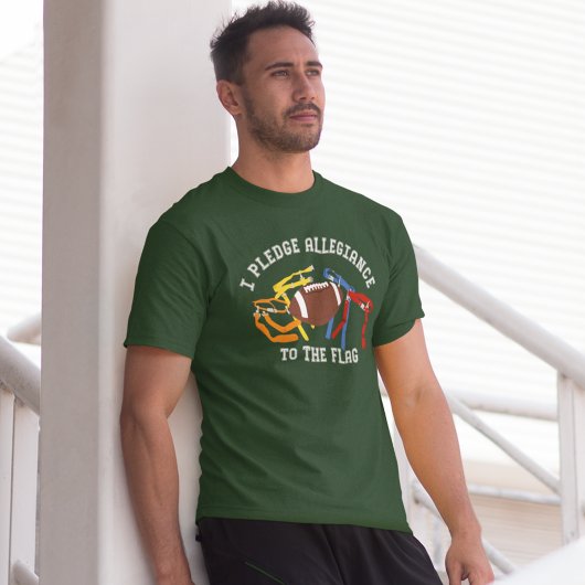 フラッグサッカーグラフィックへの忠誠を誓う Tシャツ