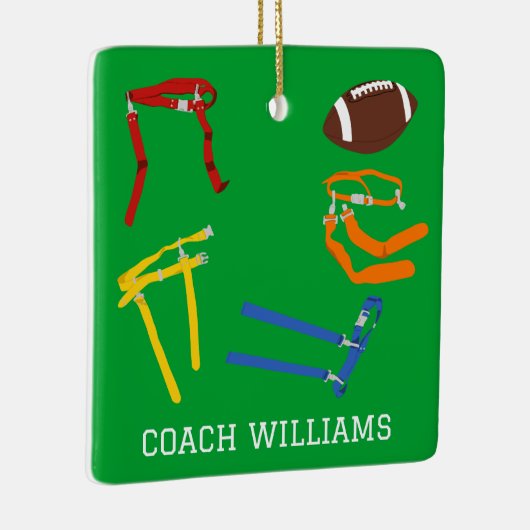 フラッグフットボールコーチパーソナライズされた選手 セラミックオーナメント (右)
