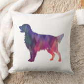 フラットコートレトリバー幾何学的シルエット – ピンク クッション (ブランケット)