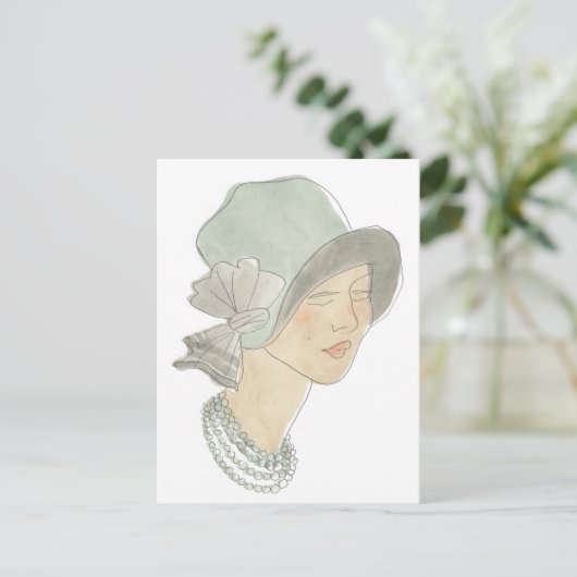 フラッパーファッションスケッチ – 帽子の女性 ポストカード (スタンド正面)