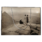 フラッパー女の子サンライズクフーピラミッド、エジプト1920 ラージペーパーバッグ (裏面)