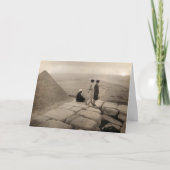 フラッパー・ガールズ サンライズ クフのピラミッド, エジプト 1920 カード (正面)