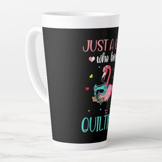 フラミンゴとフラミンゴが大好きな女の子だけキルティング カフェラテマグ (左アングル)