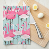 フラミンゴのピンクおよび白い群集 キッチンタオル (四つ折り)