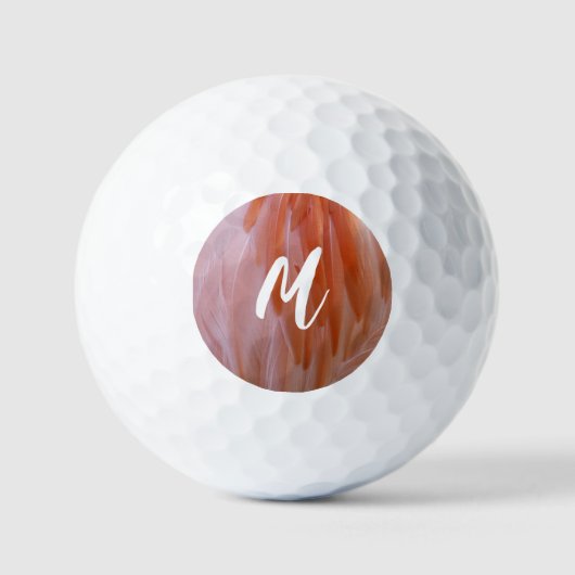 フラミンゴのピンク色の羽 ゴルフボール (正面)
