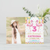 フラミンゴカラフルパーティー熱帯ルアウ(ハワイ式宴会)誕生日 招待状 (スタンド正面)