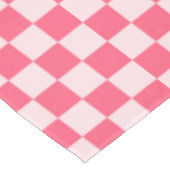 フラミンゴシャーベット市松模様 テーブルクロス (アングル)