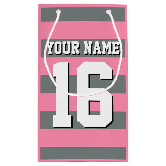 フラミンゴピンクチャークチームジャージ名門私立校風のストライプ スモールペーパーバッグ (裏面)