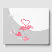 フラミンゴ愛の大月の名前が遡る ゲストブック (正面)